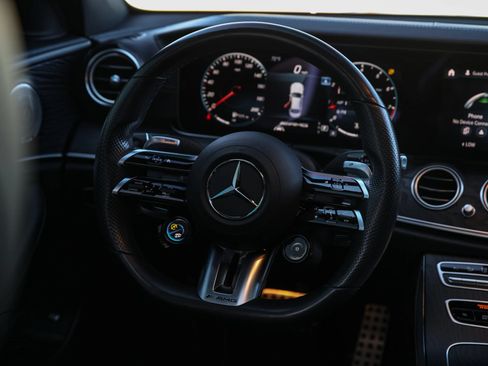 Used 2021 Mercedes-Benz E 63 AMG S image 29
