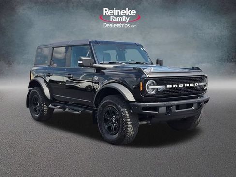 Certified 2023 Ford Bronco Wildtrak AWD/4WD image 3