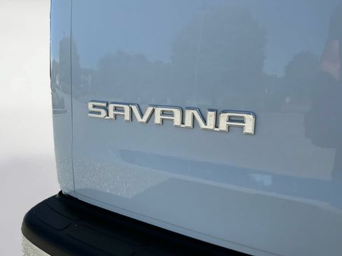 Used 2025 GMC Savana 2500 w/ Driver Convenience Package RWD image 19
