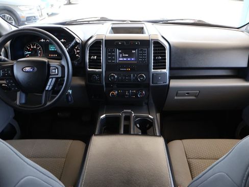 Used 2017 Ford F150 XLT image 15