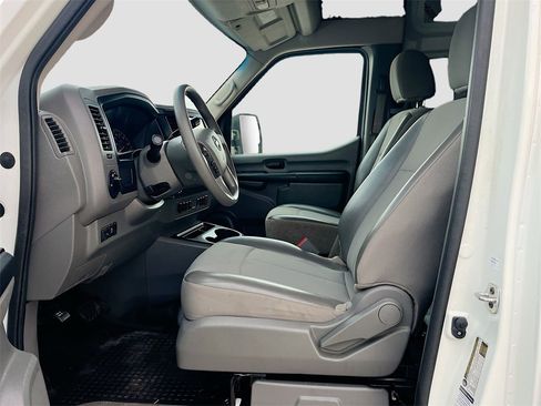 Used 2021 Nissan NV 2500 SV image 20