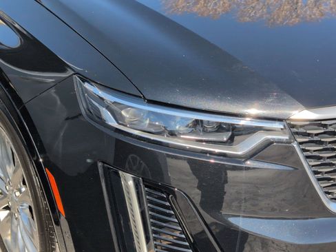 Used 2020 Cadillac XT6 Premium Luxury w/ Platinum Package image 11