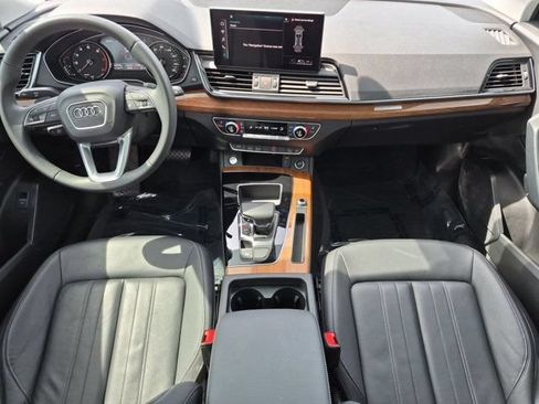 Used 2023 Audi Q5 2.0T Premium w/ Convenience Package AWD/4WD image 15