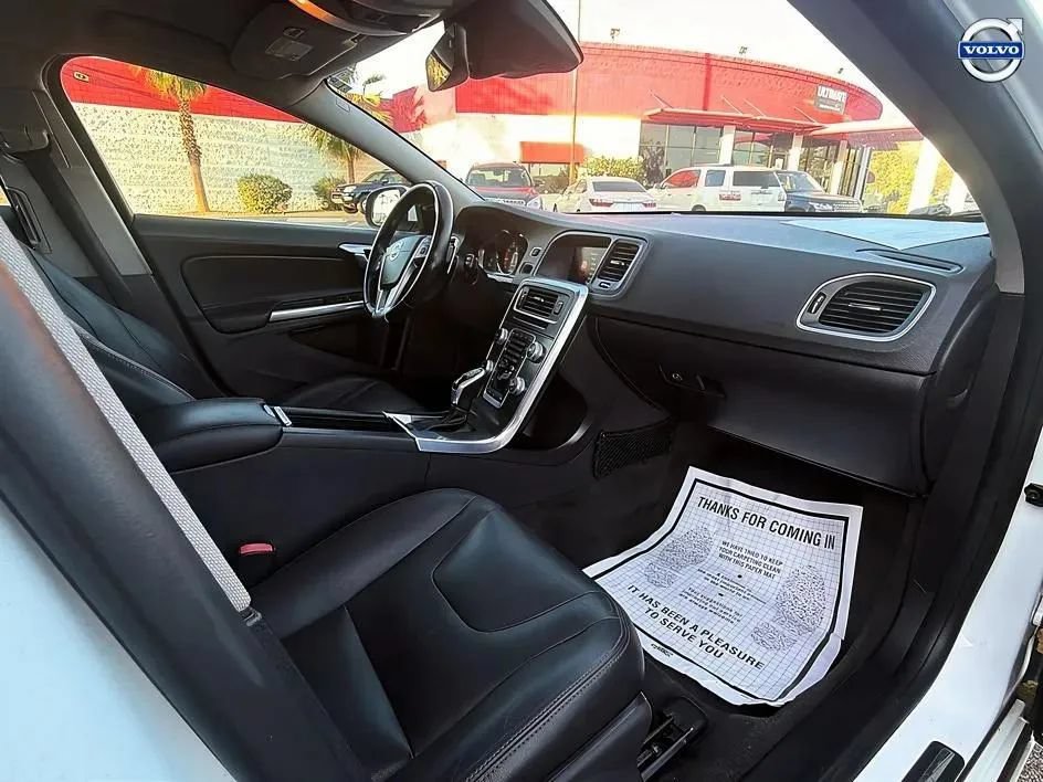 Used 2015 Volvo V60 T5 Premier FWD image 45