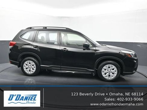 Used 2019 Subaru Forester w/ Alloy Wheel Package AWD/4WD image 7