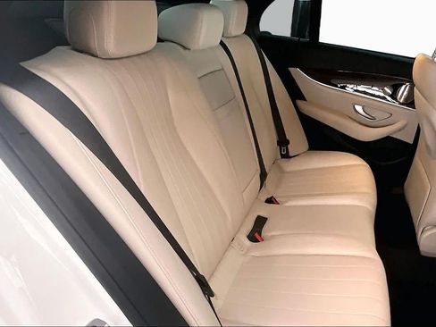 Certified 2022 Mercedes-Benz E 350 Sedan image 20