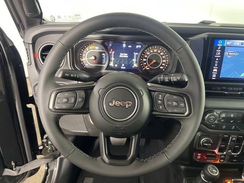 New 2026 Jeep Wrangler Rubicon w/ Steel Bumper Group image 15