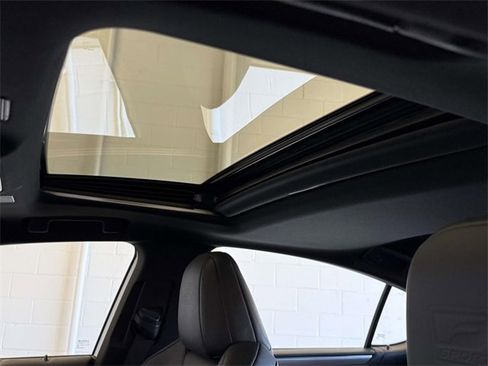 Certified 2022 Lexus ES 350 F Sport image 22