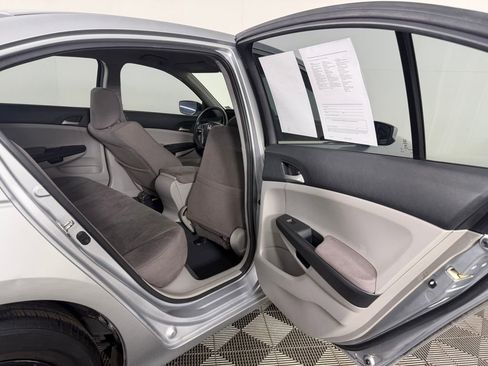 Used 2012 Honda Accord LX image 13