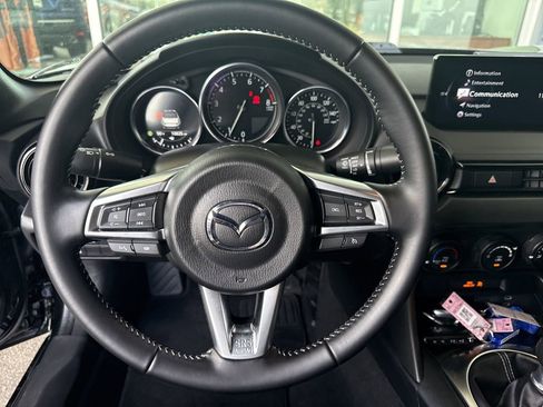 Used 2024 MAZDA MX-5 Miata Sport image 13