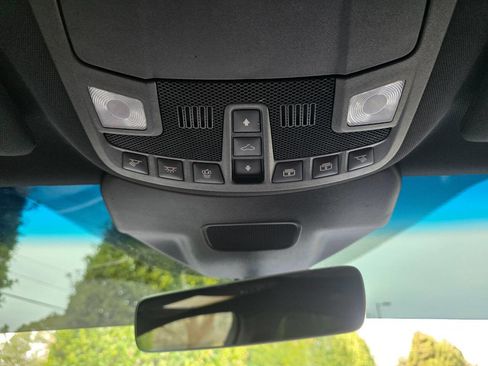 Used 2019 Lincoln Nautilus Reserve image 30