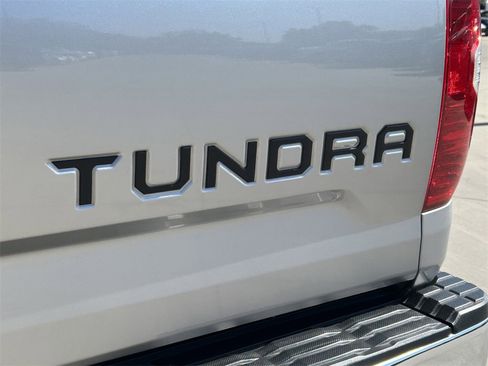 Used 2019 Toyota Tundra SR5 image 12