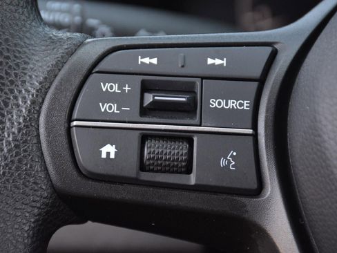Used 2025 Honda CR-V EX image 29