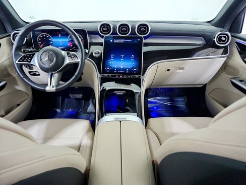 Certified 2023 Mercedes-Benz GLC 300 image 16