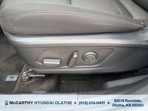 Used 2025 Hyundai Tucson SEL FWD image 23