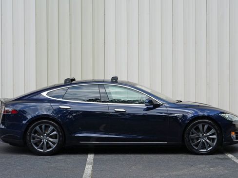 Used 2014 Tesla Model S 85 RWD image 48