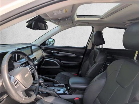 Used 2022 Kia Telluride EX w/ EX Premium Package AWD/4WD image 13