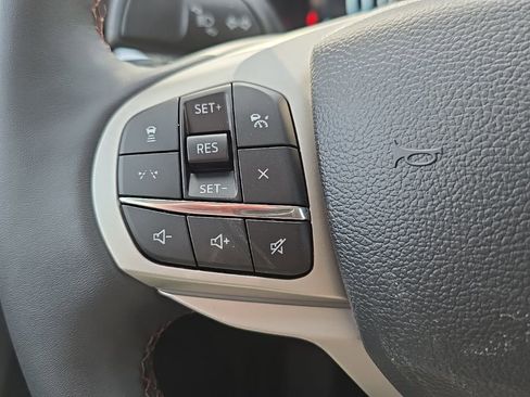 New 2026 Ford Explorer Active w/ Active Comfort Package AWD/4WD image 18