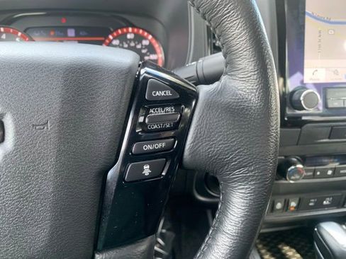 Used 2022 Nissan Frontier PRO-4X w/ Pro-4X Premium Package image 18