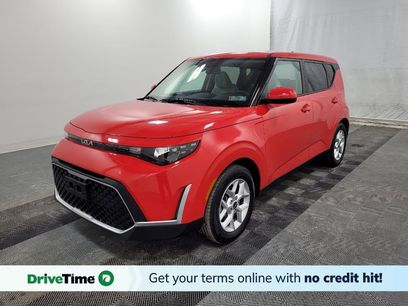 Used 2025 Kia Soul LX w/ LX Technology Package