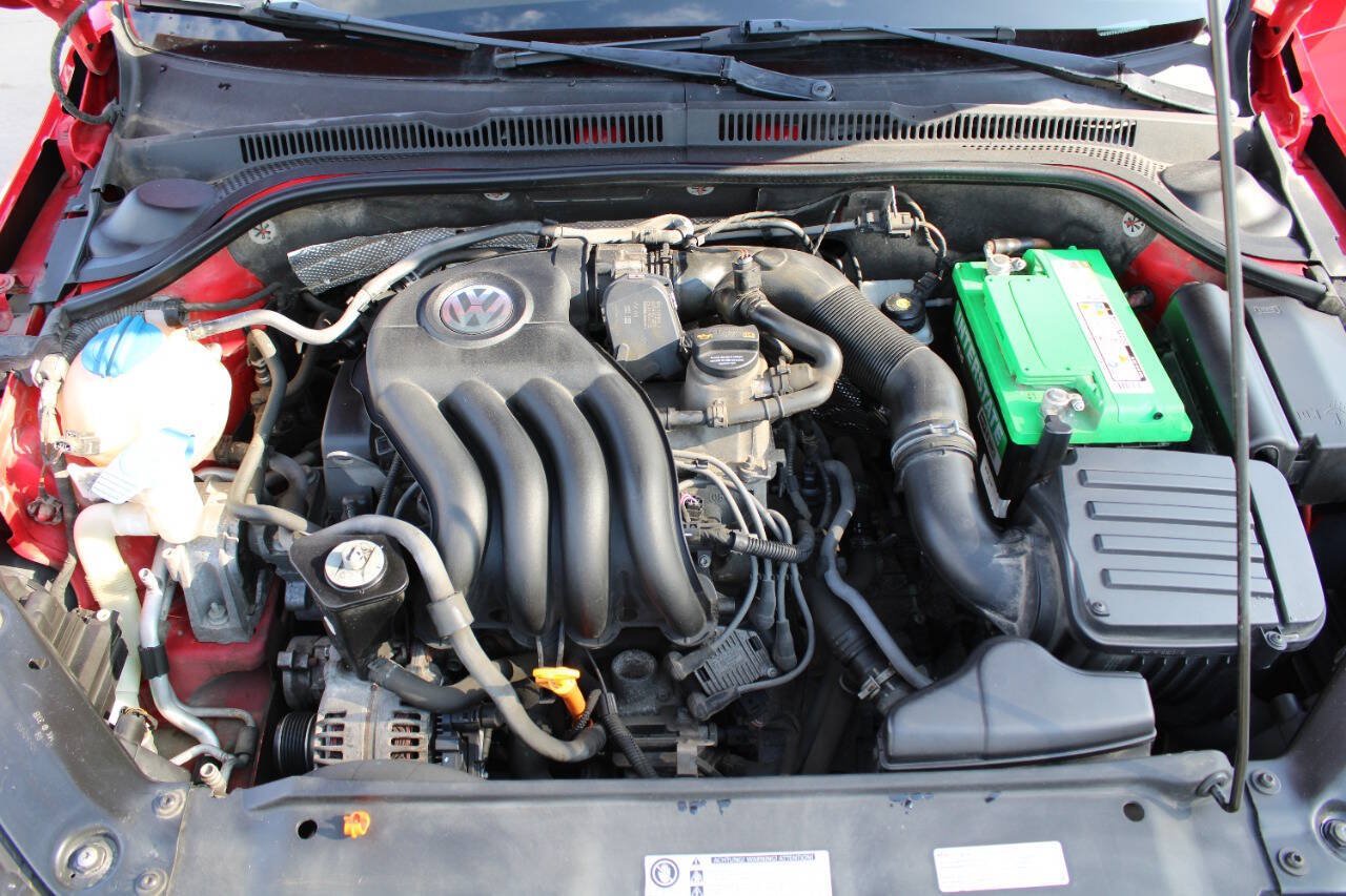 Used 2013 Volkswagen Jetta S FWD image 17