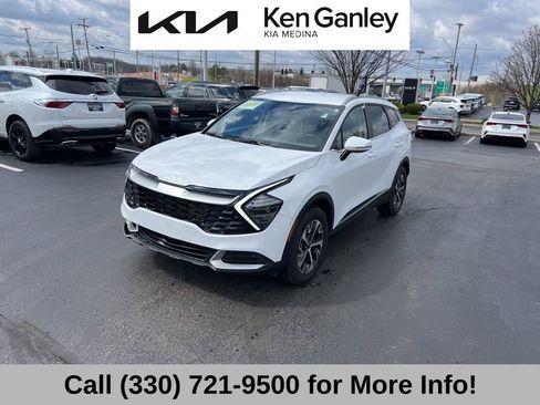 Certified 2024 Kia Sportage EX AWD/4WD image 3