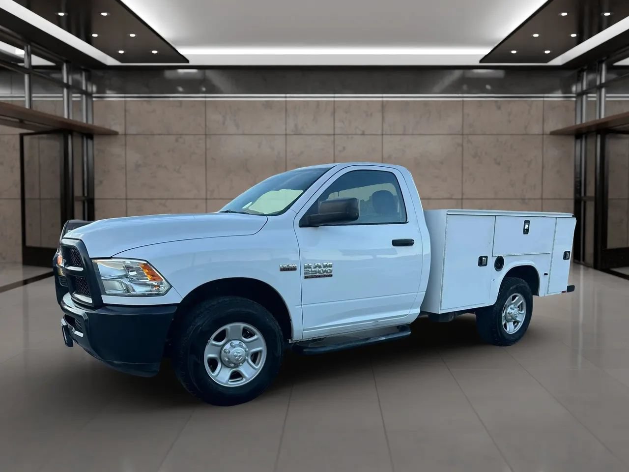 Used 2018 RAM 2500 Tradesman RWD image 4