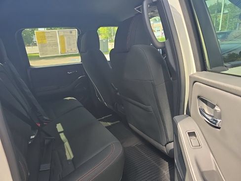 Used 2024 Nissan Frontier PRO-4X w/ Off-Road Protection Package AWD/4WD image 13