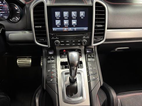 Used 2017 Porsche Cayenne GTS AWD/4WD image 20