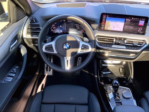 Certified 2024 BMW X4 M40i w/ Premium Package image 6