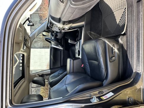 Used 2011 Toyota 4Runner Limited image 22