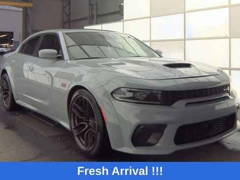 Used 2022 Dodge Charger Scat Pack RWD image 4