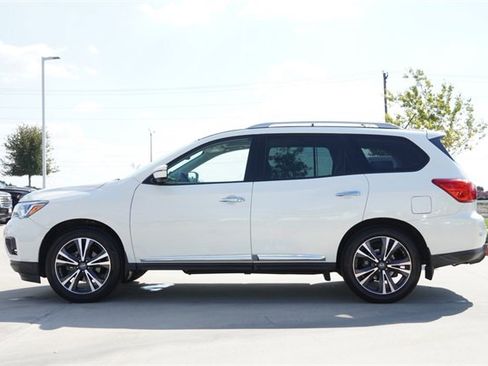 Used 2018 Nissan Pathfinder Platinum image 6