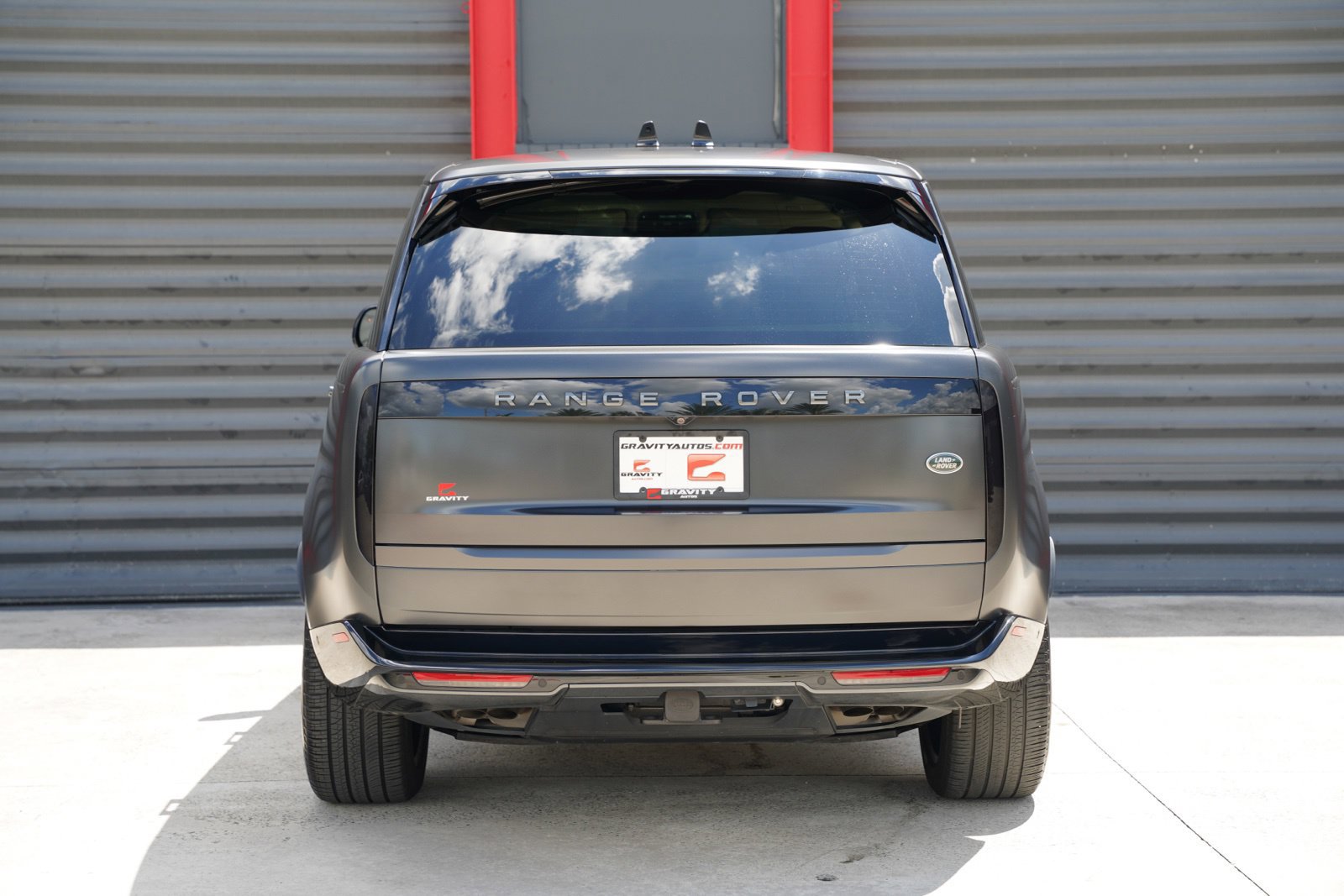 Used 2023 Land Rover Range Rover Autobiography AWD/4WD image 13