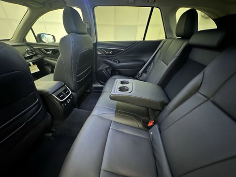 Certified 2025 Subaru Outback Limited image 22