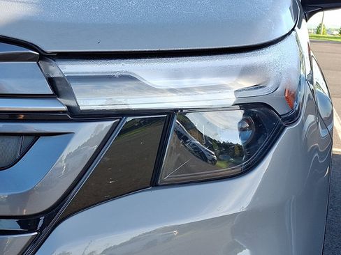 Used 2025 Subaru Forester Limited AWD/4WD image 10