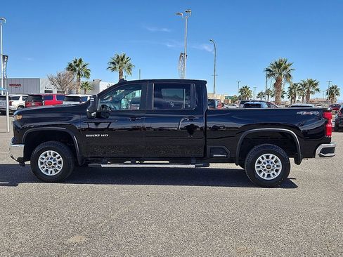 Used 2025 Chevrolet Silverado 2500 LT w/ Convenience Package image 2
