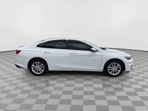 Used 2017 Chevrolet Malibu LT FWD image 8