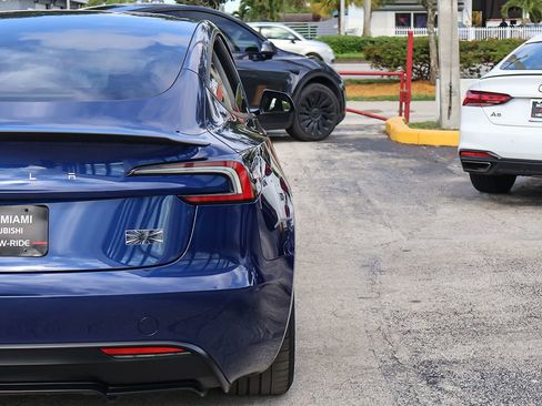 Used 2024 Tesla Model 3 Performance AWD/4WD image 19
