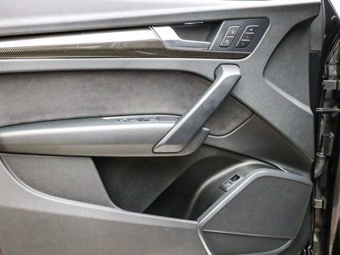 Used 2022 Audi SQ5 Premium image 21