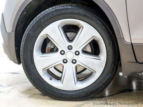 Used 2013 Buick Encore FWD image 12