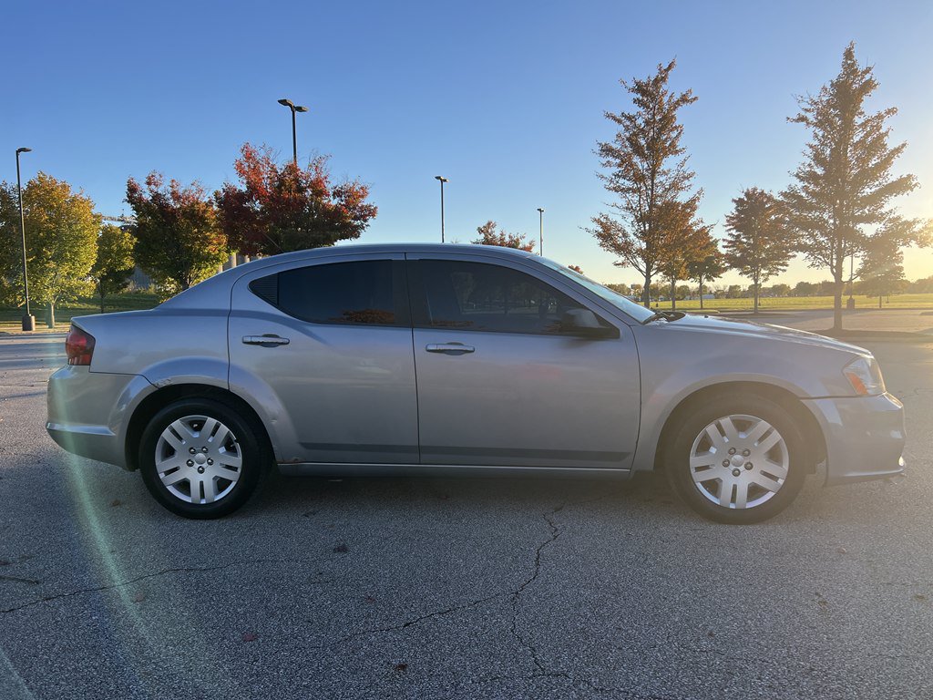 Used 2013 Dodge Avenger SE FWD image 6