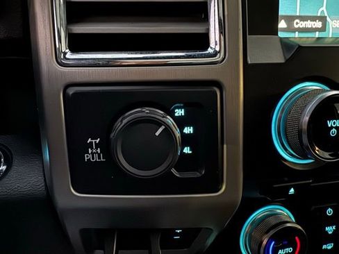 Used 2017 Ford F250 Platinum w/ Platinum Ultimate Package image 24