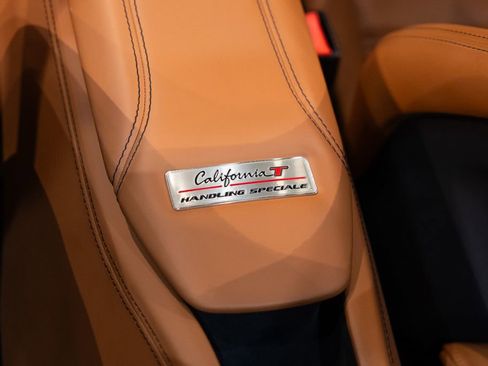 Certified 2017 Ferrari California T RWD image 40