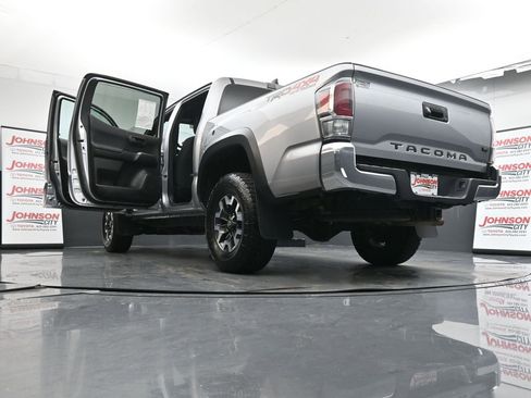 Used 2021 Toyota Tacoma TRD Off-Road image 44