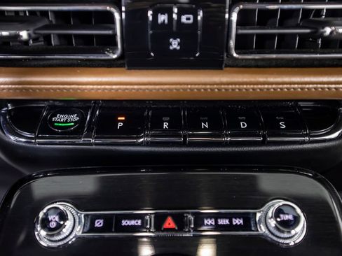 Used 2022 Lincoln Nautilus Reserve w/ Equipment Group 201A FWD image 28