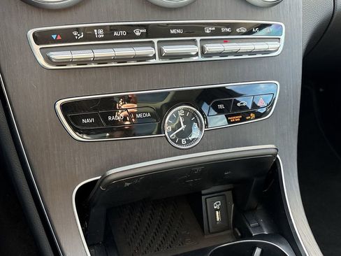Used 2021 Mercedes-Benz C 300 4MATIC Sedan image 16