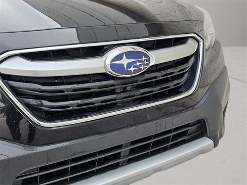 Used 2022 Subaru Outback Touring XT w/ Popular Package #2 image 9