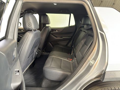Used 2025 Chevrolet Equinox LT w/ Convenience Package II AWD/4WD image 12
