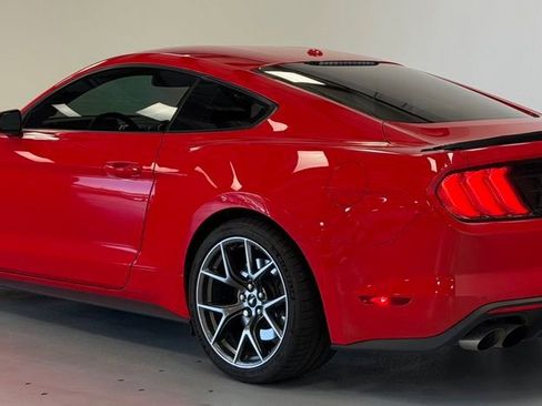 Used 2019 Ford Mustang GT Premium w/ Performance Package - Level 2 RWD image 4